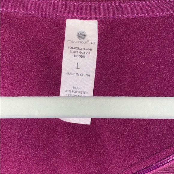 Yogalicious hooded long sleeve - Picture 2 of 4
